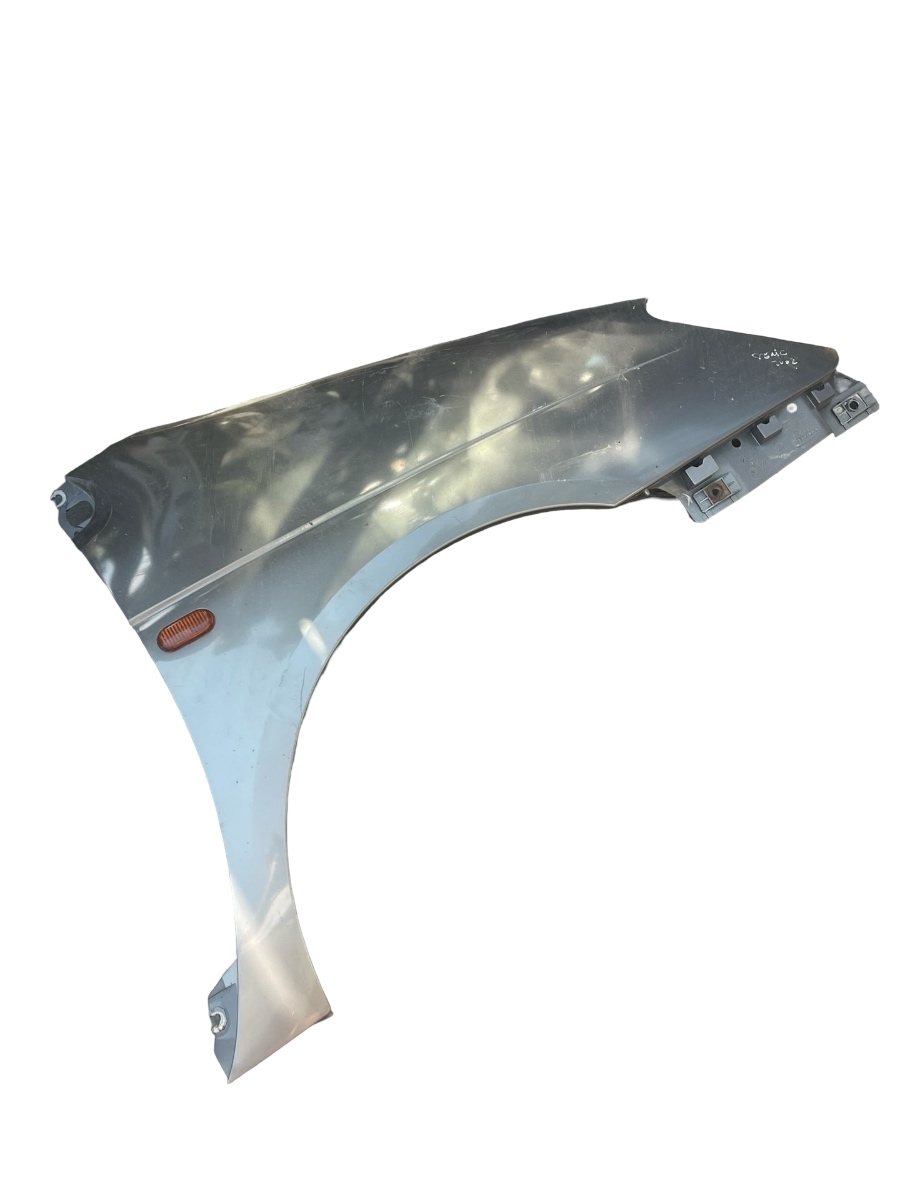 Aripa dreapta fata RENAULT SCENIC I JA0/1_, FA0_ 1999 - 2003