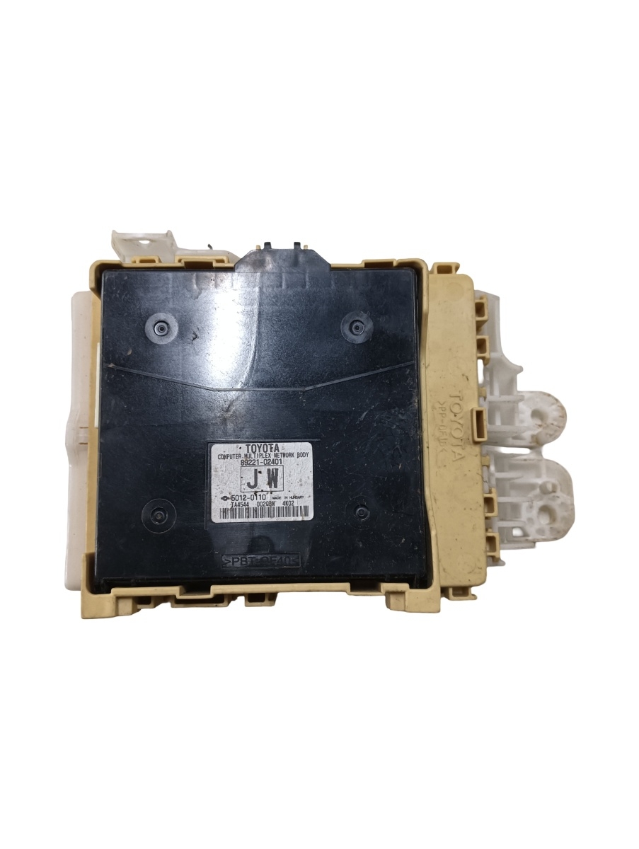 Modul de confort TOYOTA COROLLA 2015 1.3i 8922102401