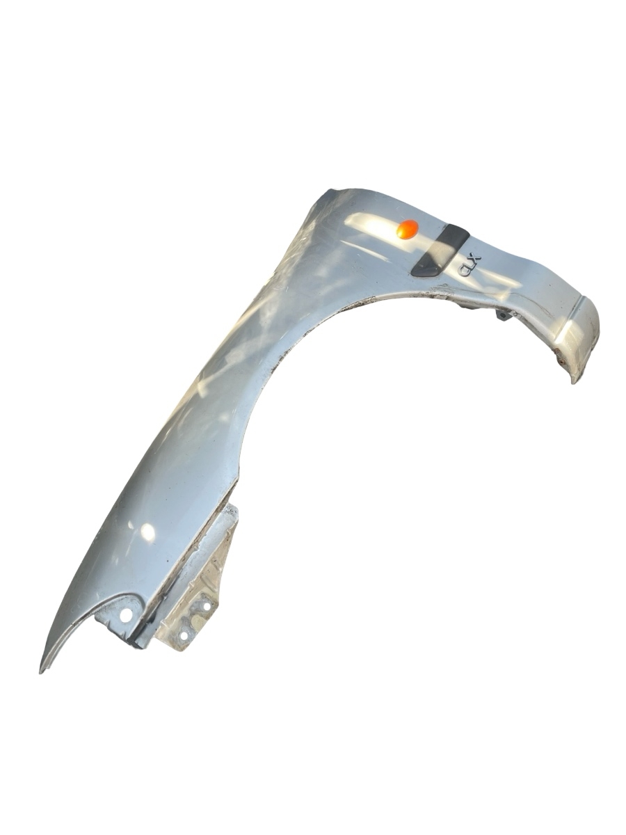 Aripa stanga fata FORD MONDEO I GBP 1993 - 1996