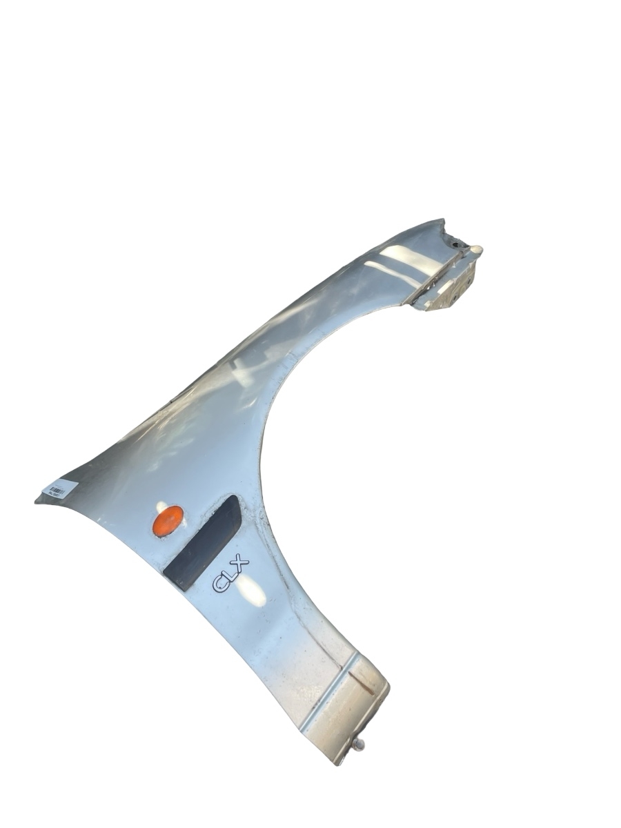 Aripa dreapta fata FORD MONDEO I GBP 1993 - 1996