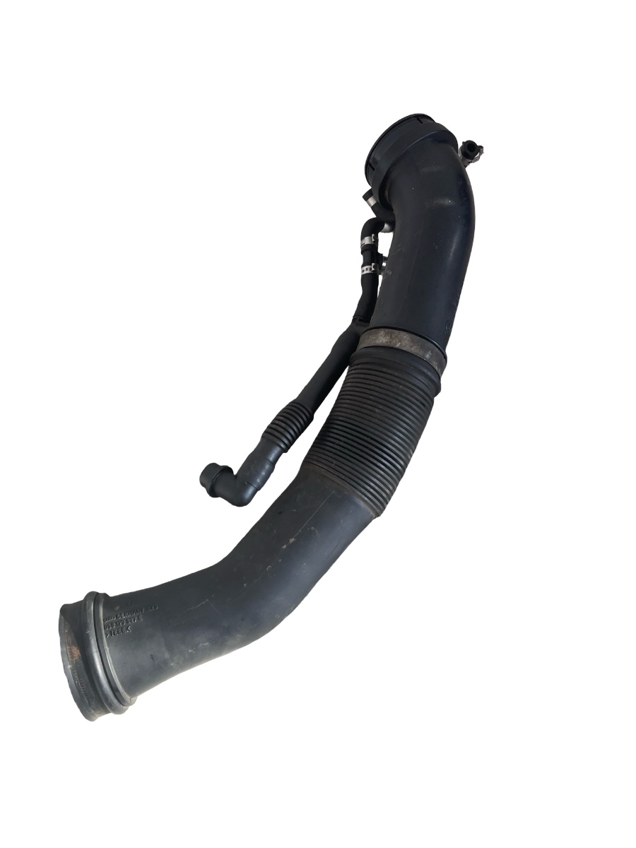 Furtun admisie aer AUDI A4 Saloon 8D2, B5 1994 - 2001 1.6i AHL 058129627E