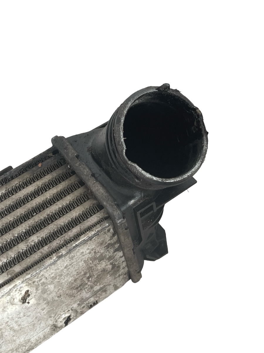 Radiator intercooler BMW X1 I E84 2009 - 2015 2.0 xDrive 20 d N47 D20 C 798788-02 – foto 2