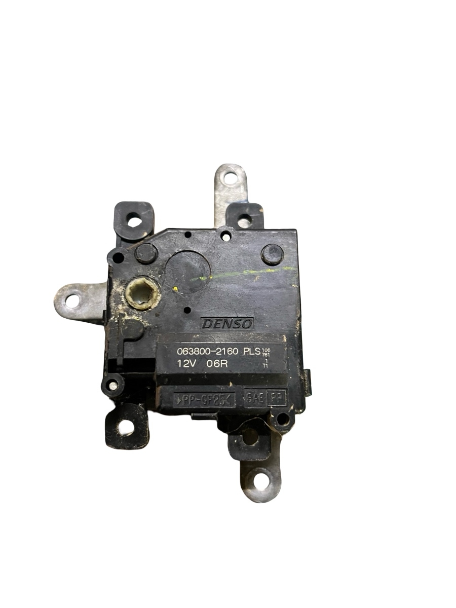 Actuator/motoras clapeta aer AC TOYOTA AVENSIS Saloon _T25_ 2003 - 2008 0638002160