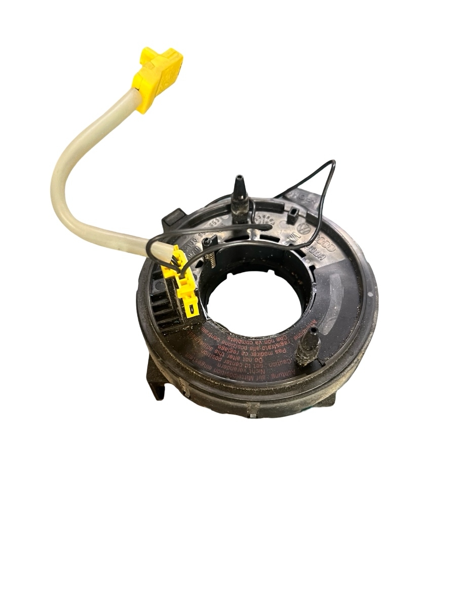 Spirala/bobina airbag (inel SRS) AUDI A4 Saloon 8D2, B5 1994 - 2001, VOLKSWAGEN GOLF IV 1J1 1997 - 2007 16V AHW, AKQ, APE, AXP, BCA VAG 1J0959653