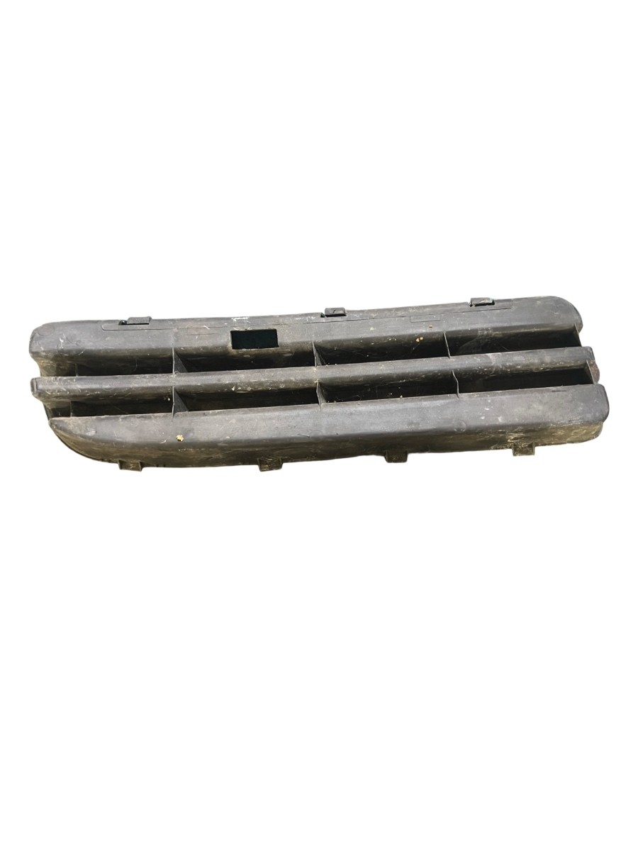 Grila inferioara bara de protectie fata dreapta SKODA OCTAVIA 1U2 1996 - 2010