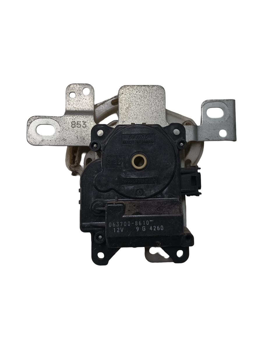 Actuator/motoras clapeta aer AC TOYOTA RAV 4 II _A2_ 2000 - 2005 0637008610