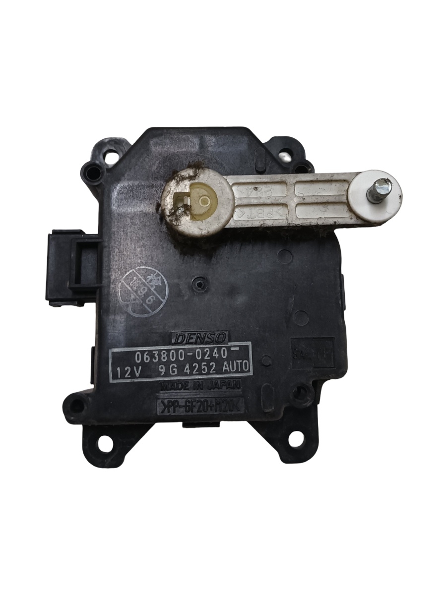Actuator/motoras clapeta aer AC TOYOTA RAV 4 II _A2_ 2000 - 2005 0638000240