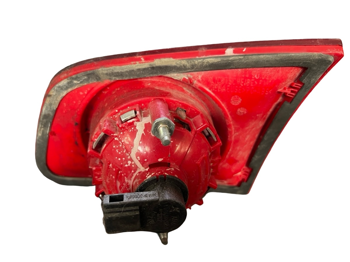Lampa spate / Stop dreapta VOLKSWAGEN PASSAT Variant 3C5 2005 - 2011 – foto 2