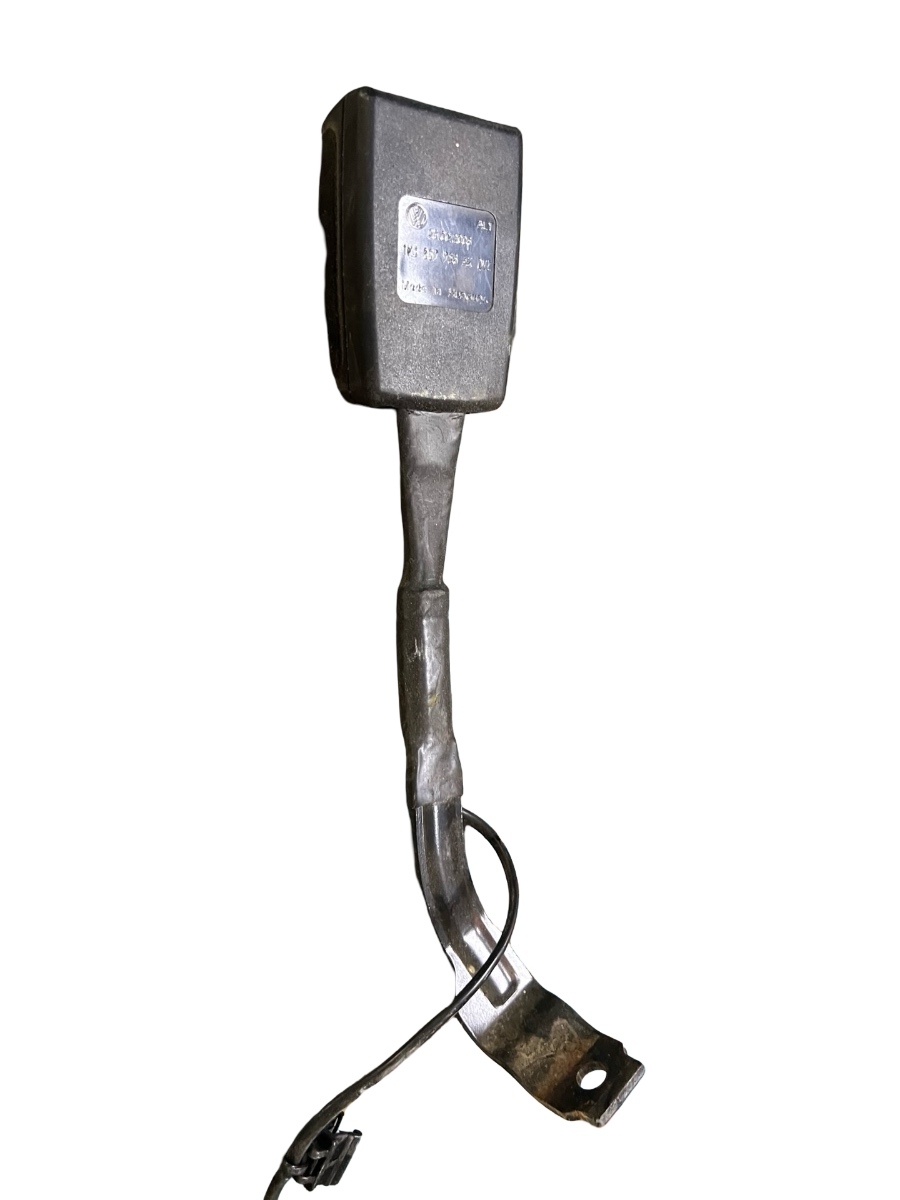 Catarama centura de siguranta fata dreapta VOLKSWAGEN PASSAT Variant 3C5 2005 - 2011