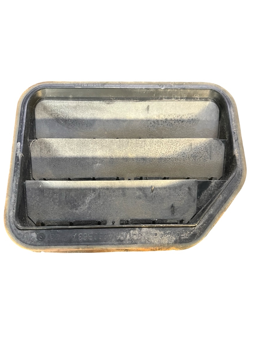 Grila ventilatie aripi stanga spate FORD FOCUS III Saloon 2010 - >