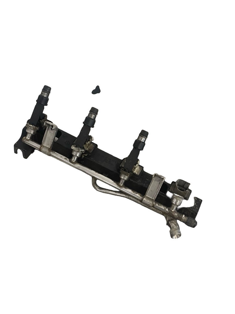 Rampa + 3 Injectoare OPEL VECTRA B 36_, J96 1995 - 2002 1.6i 09133177A