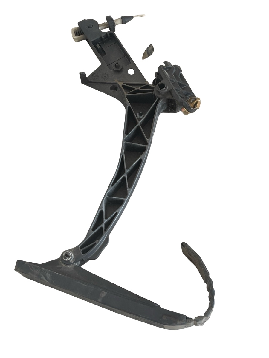 Pedala de acceleratie MERCEDES-BENZ E-CLASS II W210 1995 - 2003 2.5 E 250 D OM 605.912 2103010520