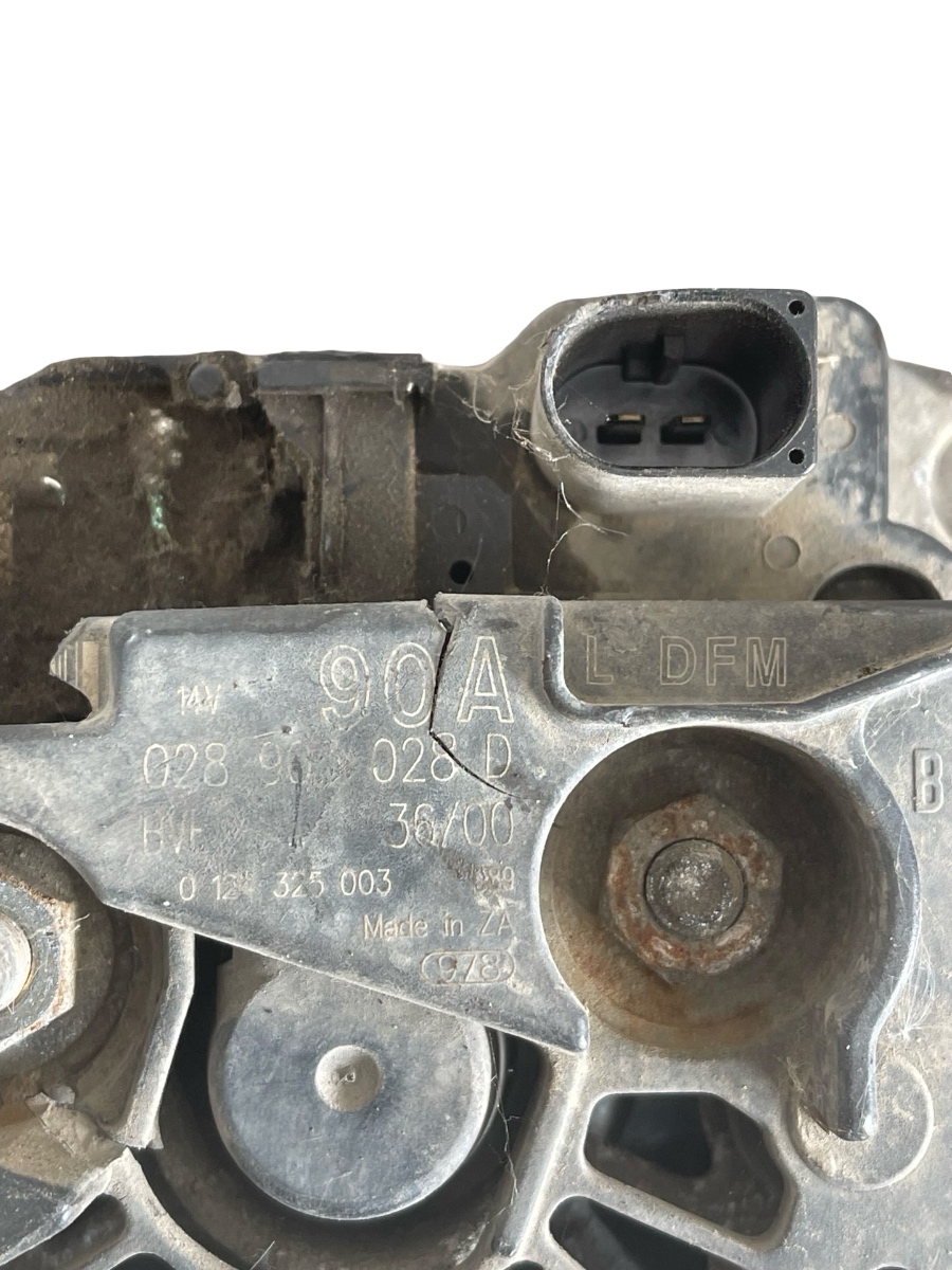 Alternator VOLKSWAGEN GOLF IV 1J1 1997 - 2007 1.4 16V AHW, AKQ, APE, AXP, BCA 028903028D – foto 2