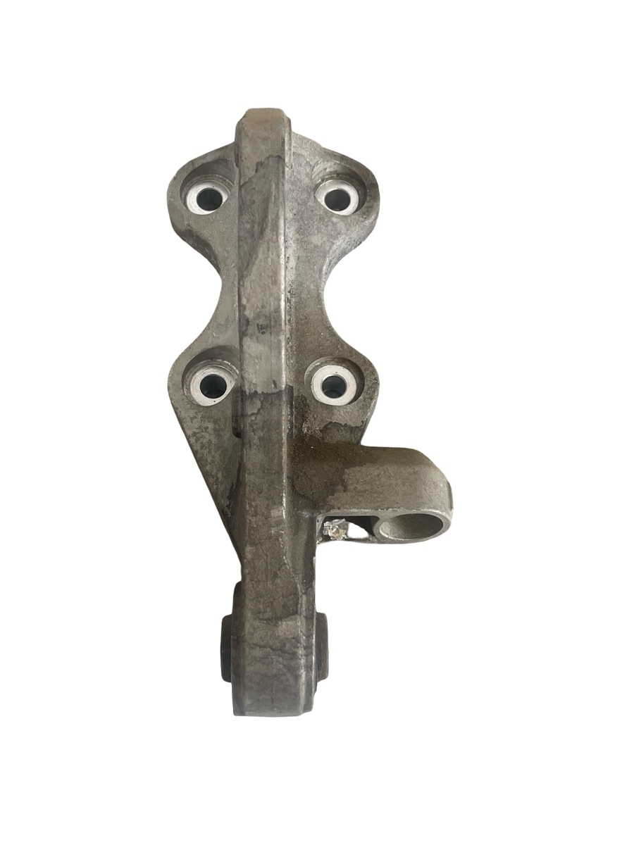Suport planetara dreapta VOLVO V40 Hatchback 525, 526 2012 - > 2.0 D2 D 4204 T8 31401993
