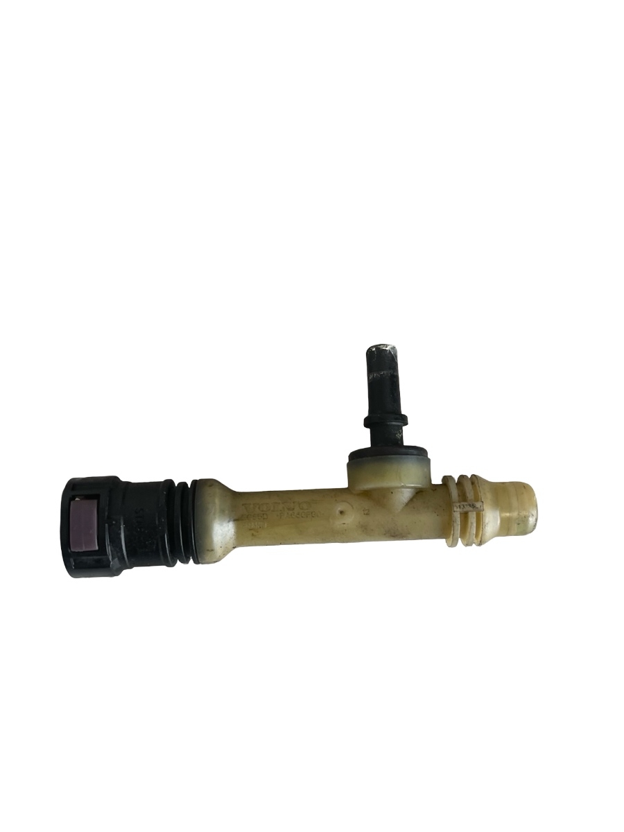 Conducta alimentare combustibil VOLVO V40 Hatchback 525, 526 2012 - > 2.0 D2 D 4204 T8