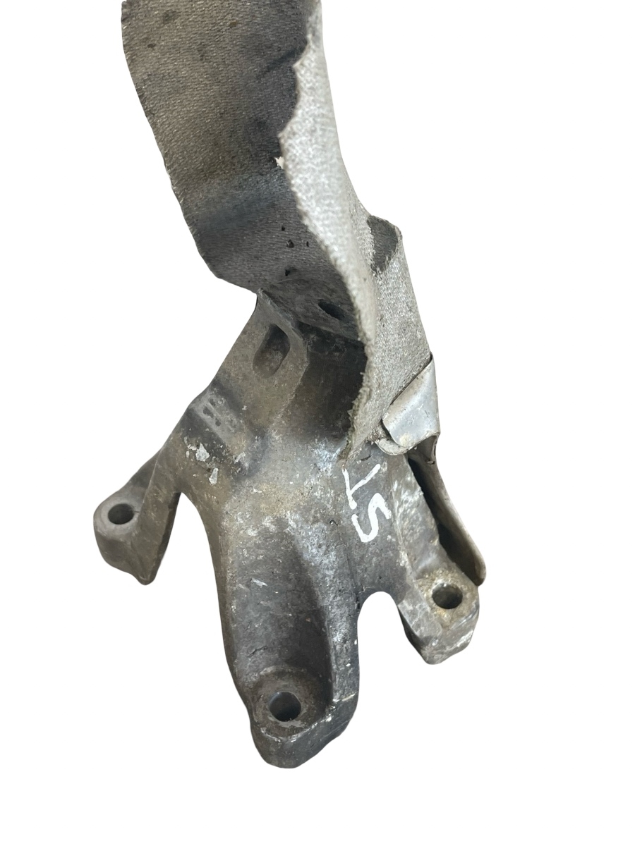 Suport motor stanga AUDI A6/S6 IV Saloon 4G2, C7, 4GC 2010 - 2018 3.0 TDI quattro CDUC, CDUD, CKVB, CKVC 8K0199307BJ – foto 3