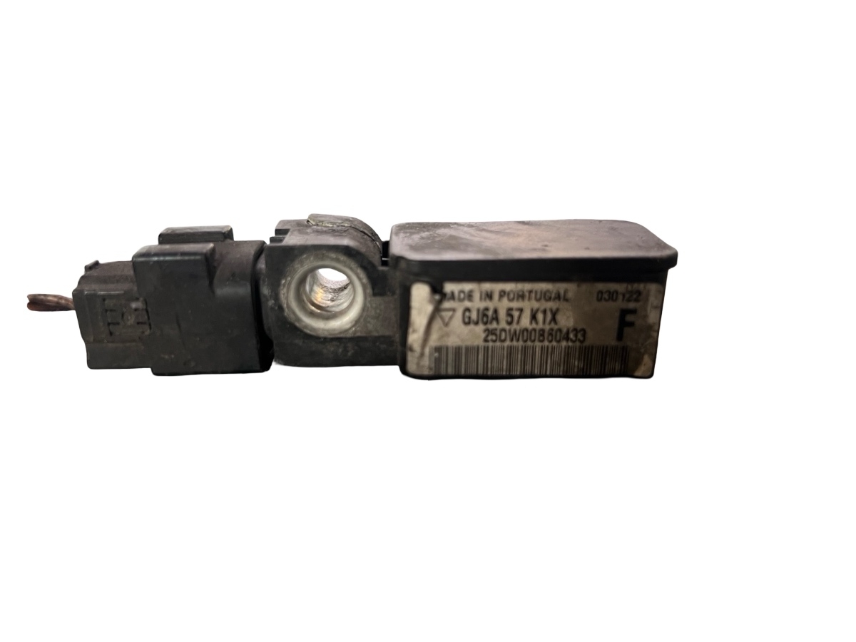 Senzor de impact airbag fata MAZDA 323 F VI BJ 1998 - 2004 GJ6A57K1X