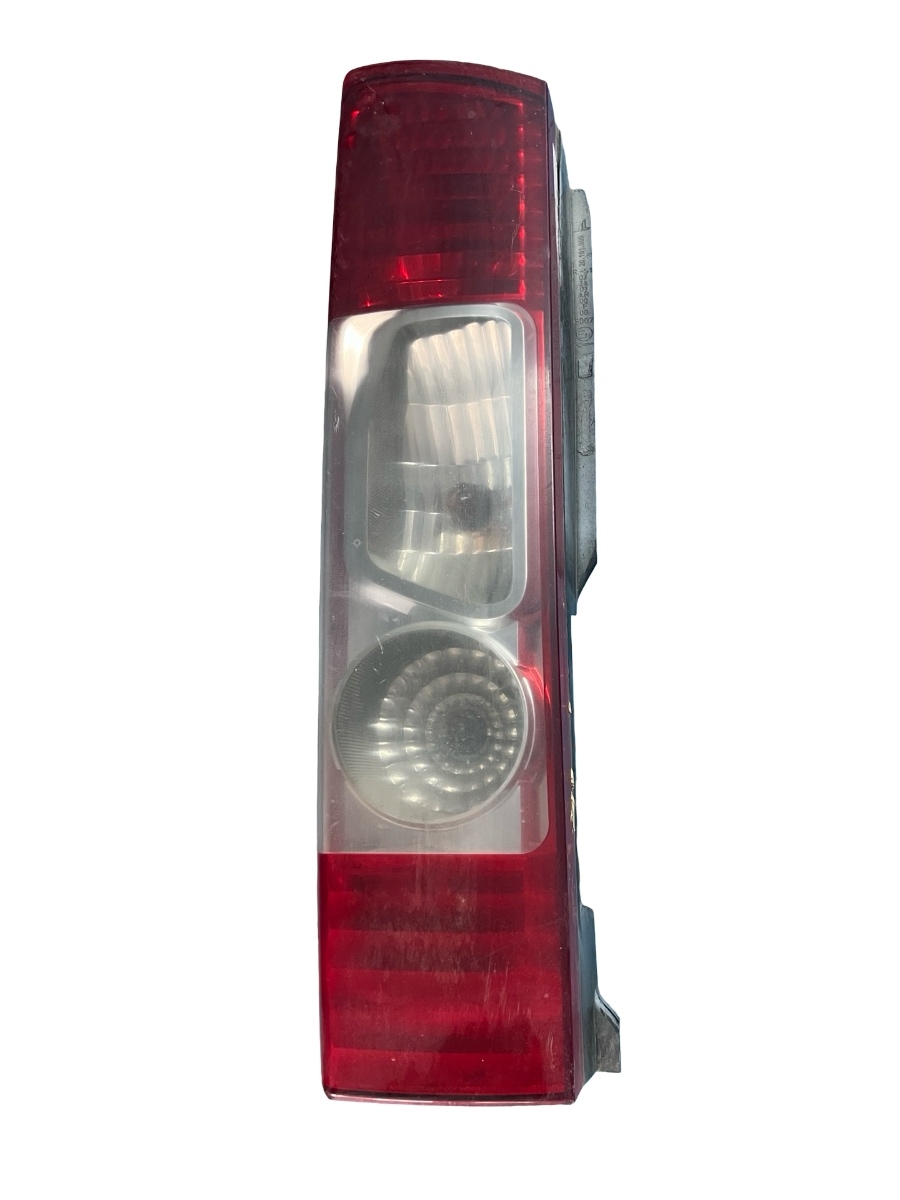 Lampa spate / Stop stanga DACIA DOKKER 2012 - >