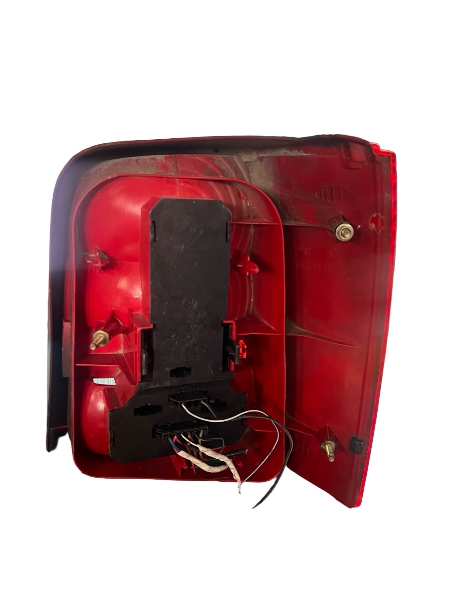 Lampa spate / Stop stanga VOLKSWAGEN PASSAT 3B2 1996 - 2001 – foto 3