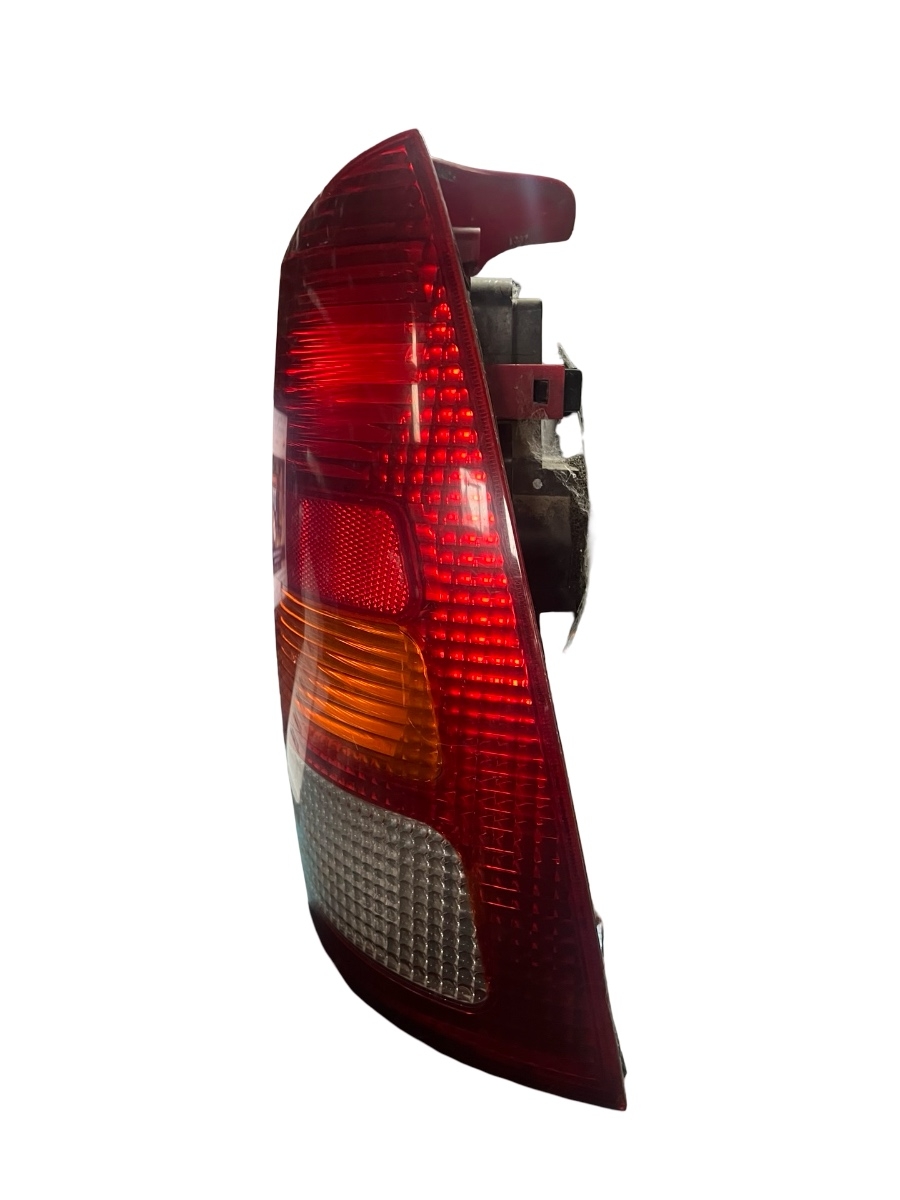 Lampa spate / Stop dreapta FORD FOCUS Estate DNW 1999 - 2007 – foto 3
