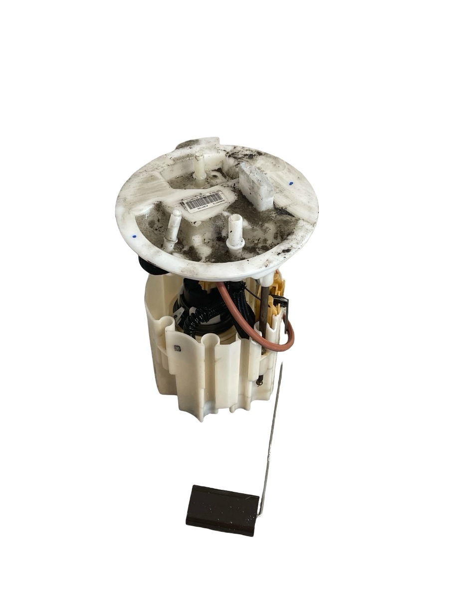 Pompa combustibil VOLVO V40 Hatchback 525, 526 2012 - > 31321153