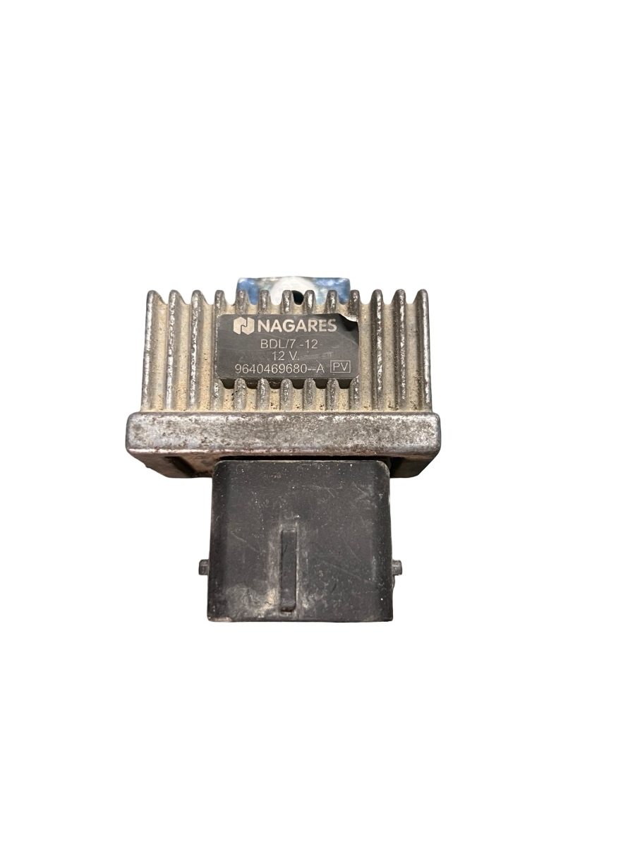 Releu preincalzire bujii incandescente MERCEDES-BENZ CITAN Box 415 2012 - > 9640469680-A