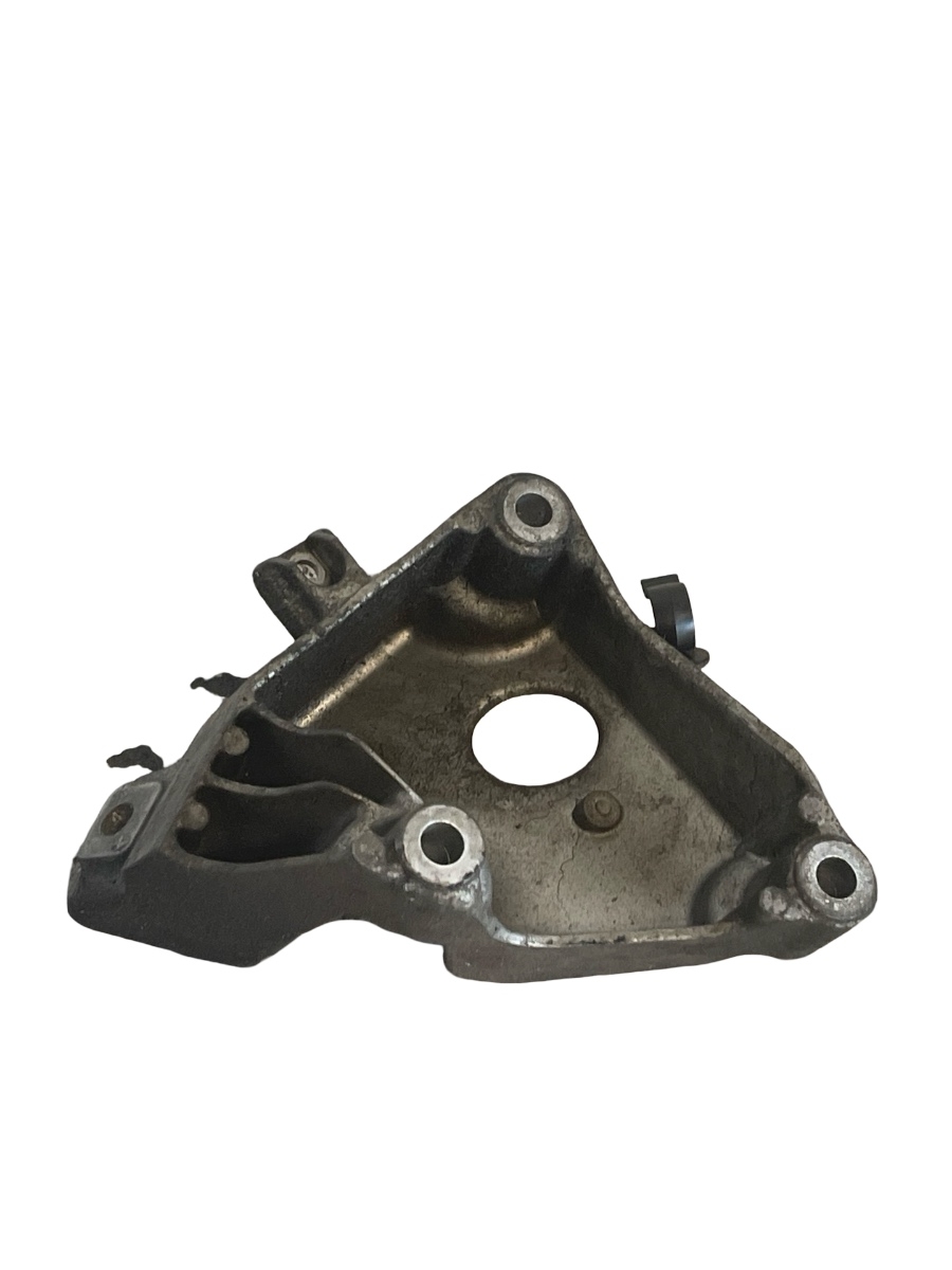 Suport motor stanga BMW X1 I E84 2009 - 2015 2.0 xDrive 20 d N47 D20 C 6777061-02