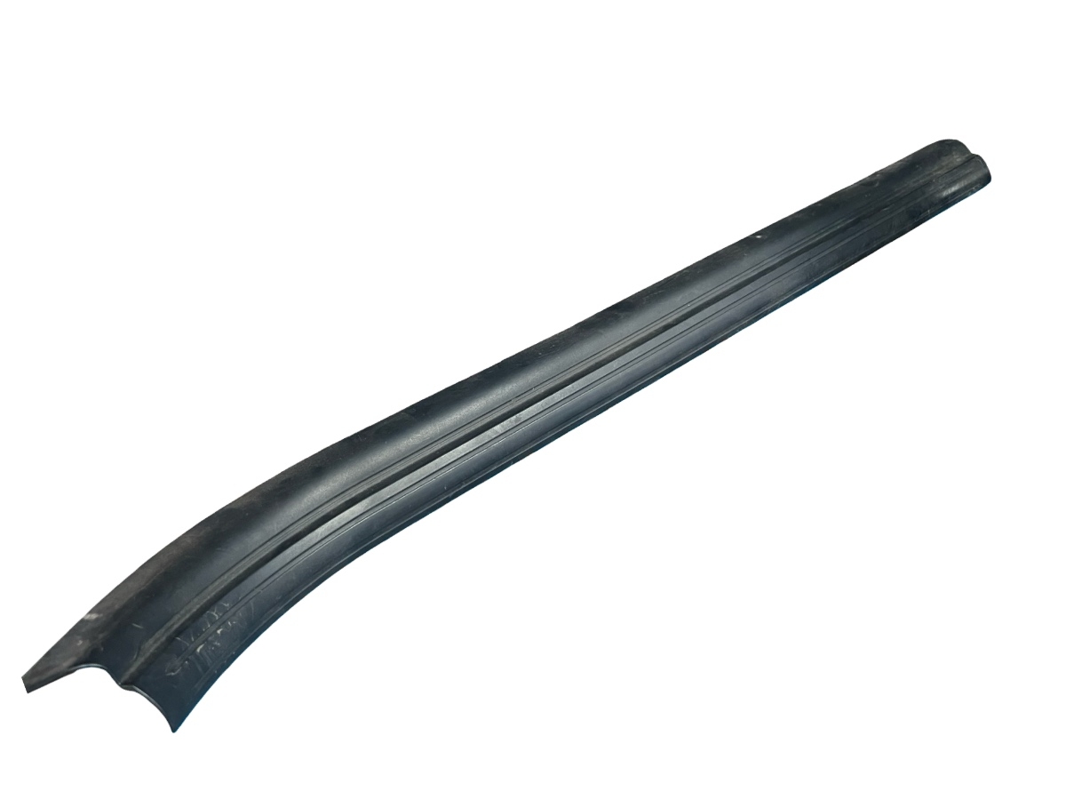 Ornamente protectie praguri fata dreapta BMW 6 II Convertible E64 2004 - 2010 51477008932