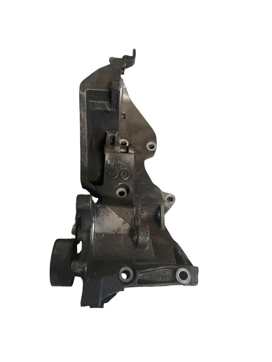 Suport accesorii AUDI A4 IV 8K2, B8 2007 - 2015 2.0 TDI CAGA 03L903143H