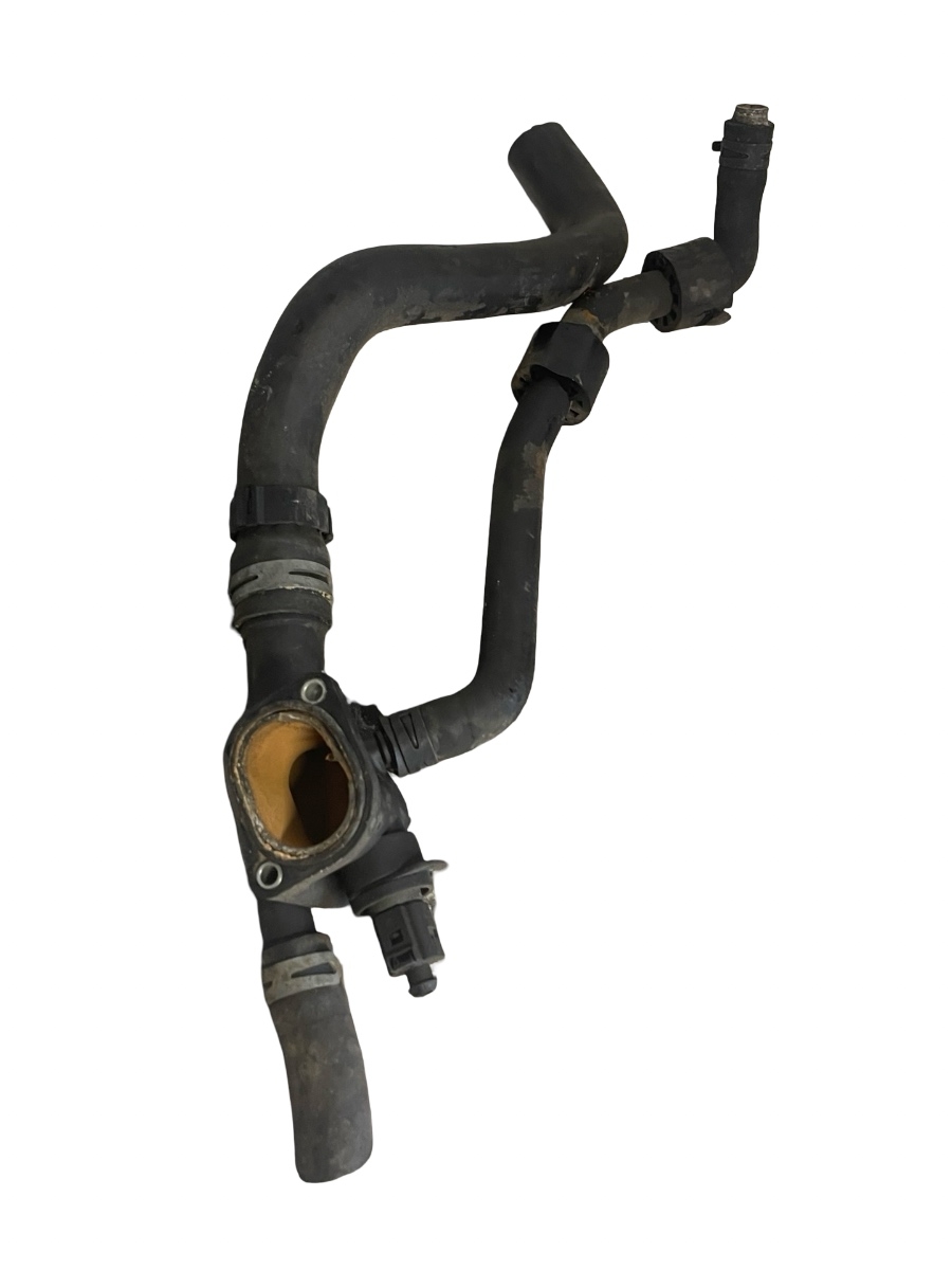 Furtun lichid de racire motor AUDI A4 IV 8K2, B8 2007 - 2015 2.0 TDI CAGA