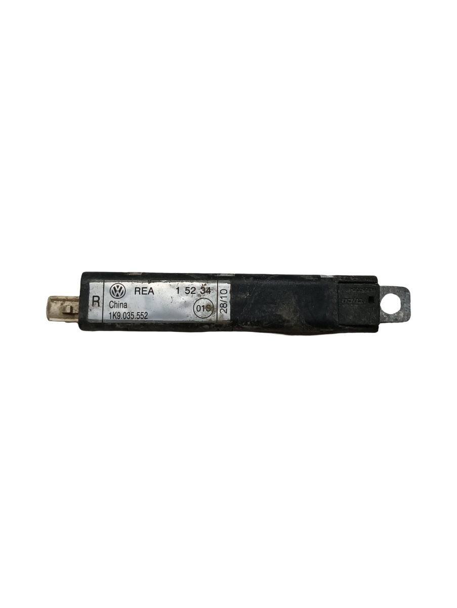 Amplificator semnal antena VOLKSWAGEN GOLF V Variant 1K5 2007 - 2009 1k9035552