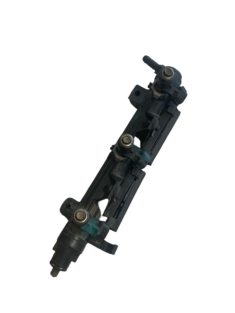 Rampa + injectoare VOLKSWAGEN POLO 9N_ 2001 - 2012 1.2i 03E133320A