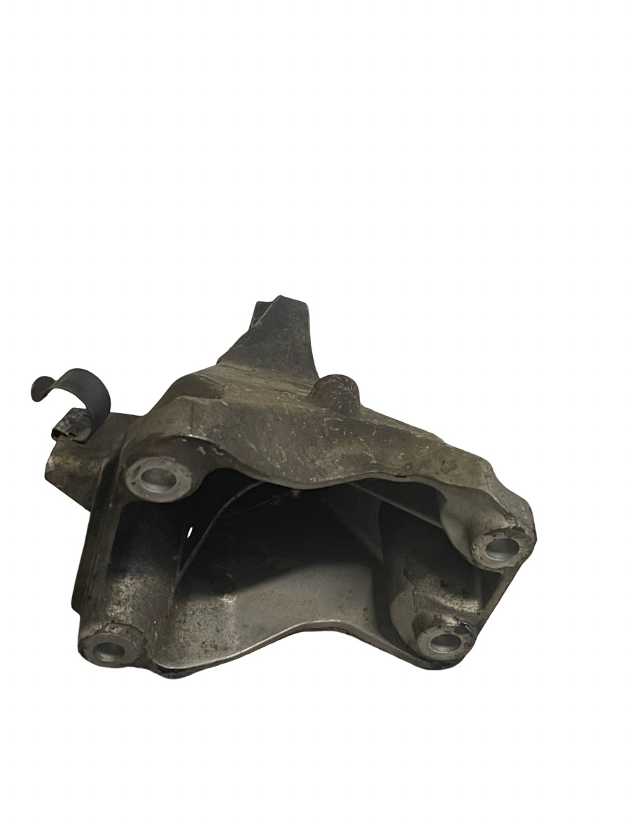 Suport motor dreapta BMW X1 I E84 2009 - 2015 2.0 xDrive 20 d N47 D20 C 6781916-01 – foto 2
