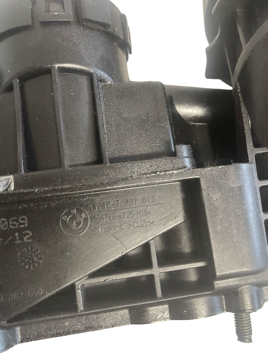 Capac culbutori BMW X1 I E84 2009 - 2015 2.0 xDrive 20 d N47 D20 C 7797613 – foto 2