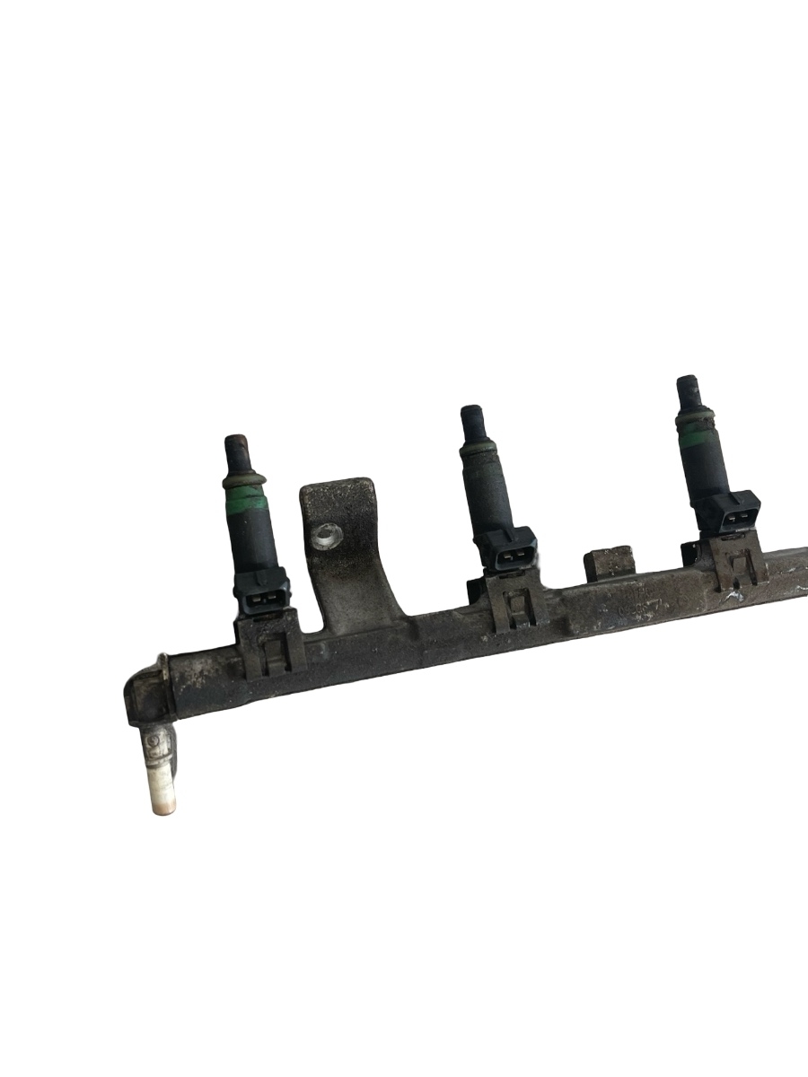 Rampa + injectoare FORD FOCUS Hatchback  DAW, DBW 1998 - 2007 1.6 16V FYDD 9D280-9H847 – foto 3