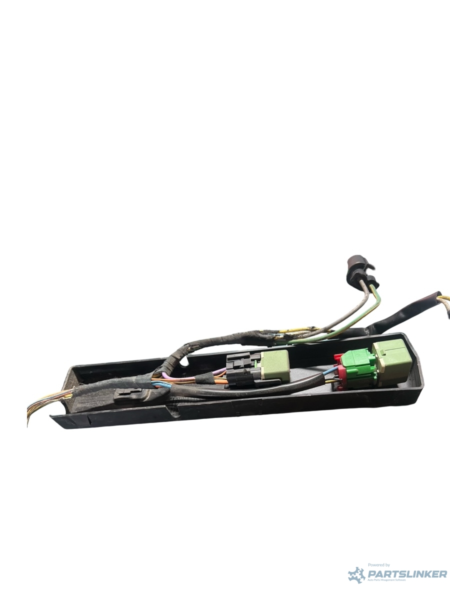 Releu PEUGEOT 307 SW 3H 2002 - 2009 9639316480