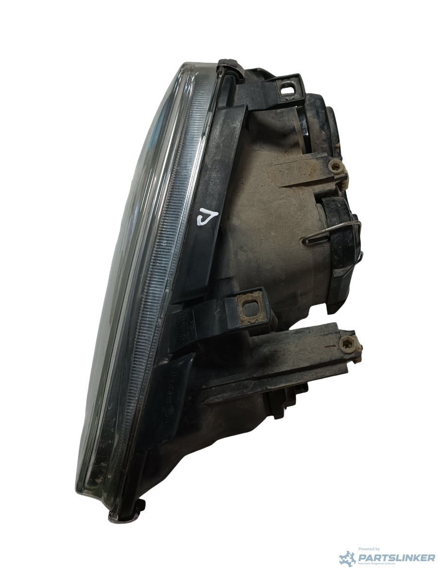 Far dreapta fata VOLKSWAGEN GOLF IV 1J1 1997 - 2007 – foto 3