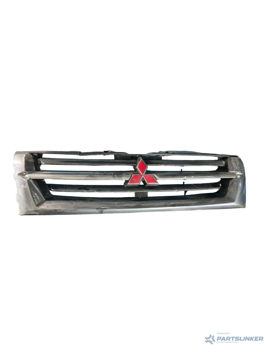 Grila capota MITSUBISHI PAJERO III V7_W, V6_W 1999 - 2007 MR387981/82