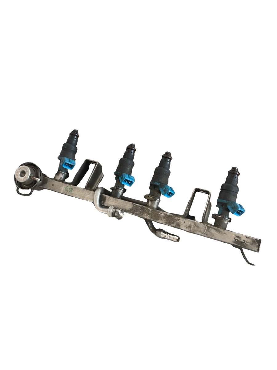Rampa + injectoare AUDI A4 Saloon 8D2, B5 1994 - 2001 1.6 AHL – foto 3