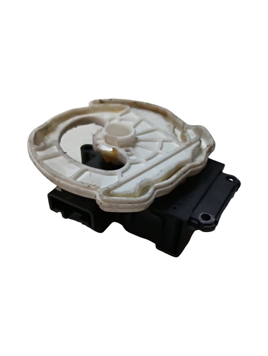 Actuator/motoras clapeta aer AC MAZDA 6 Estate GJ, GH 2012 - >