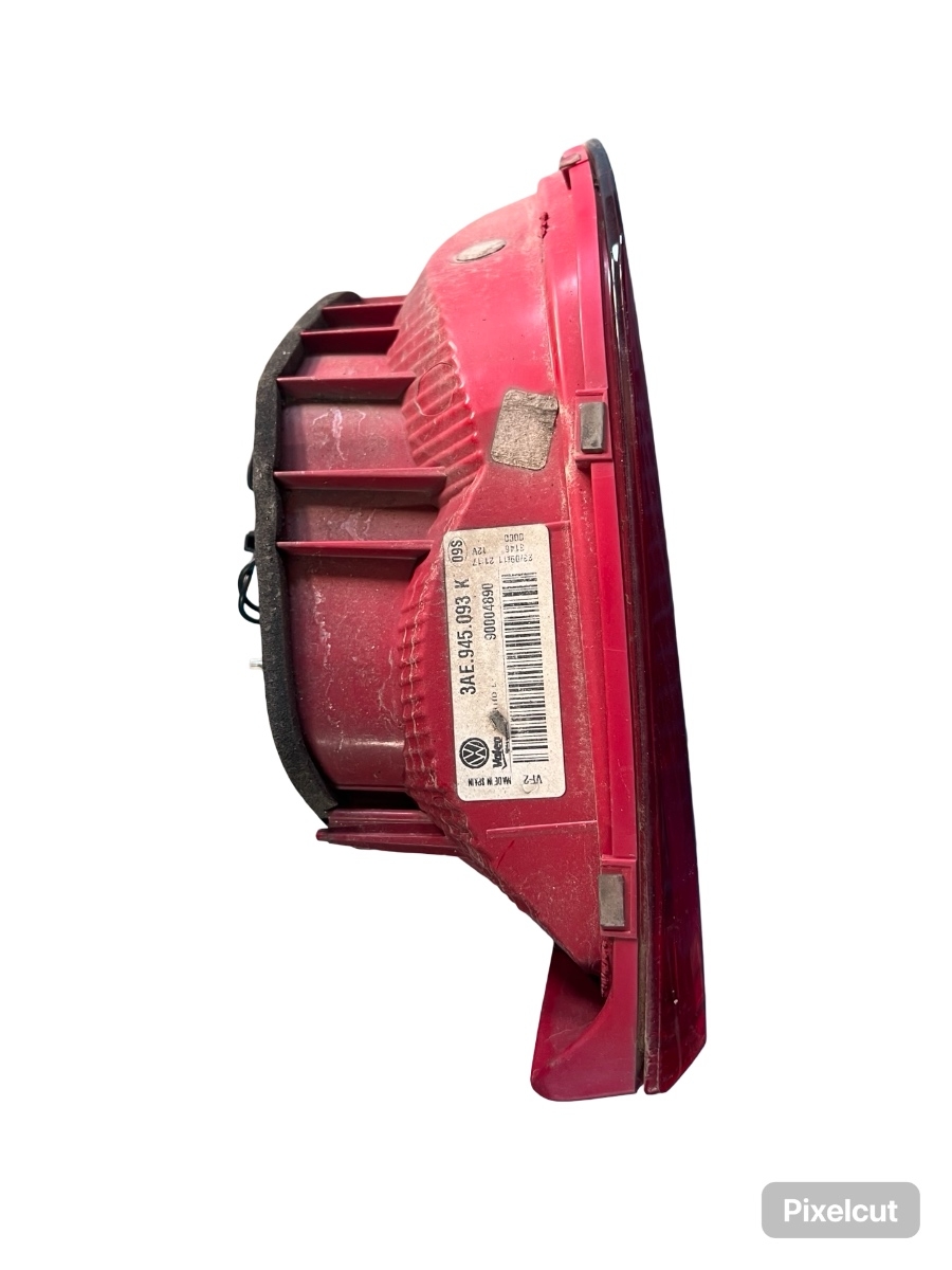 Lampa spate / Stop stanga Hayon VOLKSWAGEN PASSAT 362 2010 - 2014 3AE945093K – foto 4