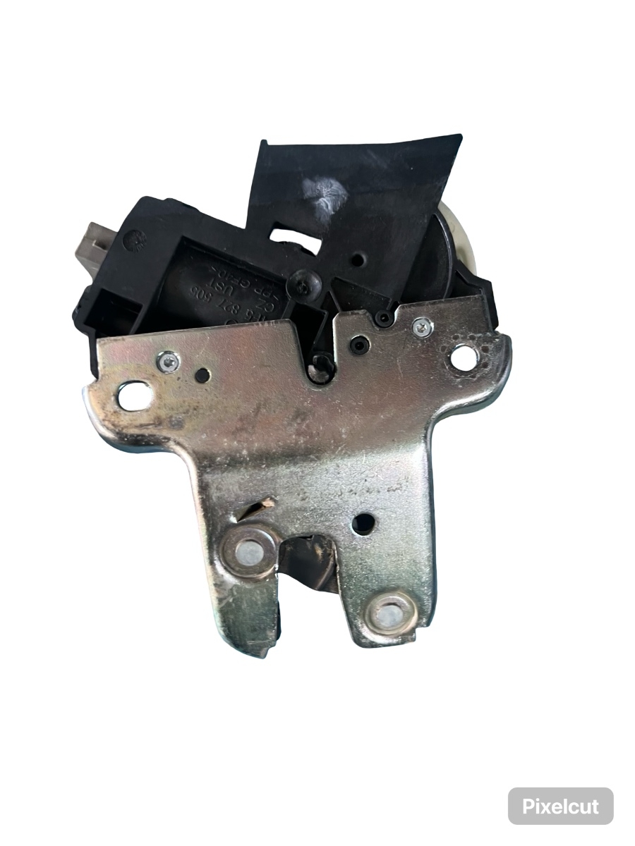 Broasca hayon/portbagaj VOLKSWAGEN PASSAT CC 357 2008 - 2012 4F5827505D