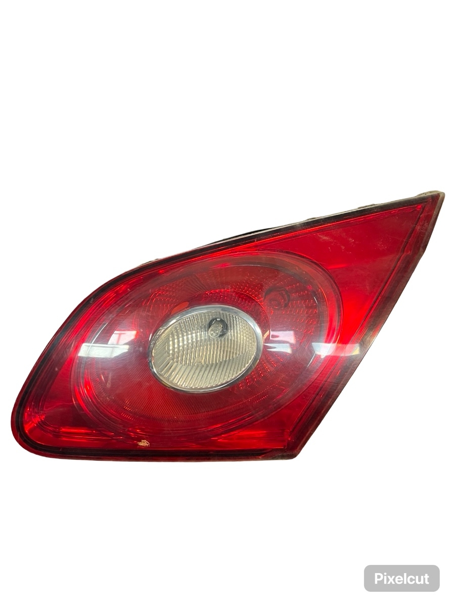 Lampa spate / Stop dreapta Hayon VOLKSWAGEN PASSAT CC 357 2008 - 2012