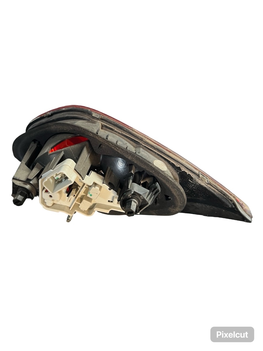 Lampa spate / Stop stanga hayon  VOLKSWAGEN PASSAT CC 357 2008 - 2012 – foto 4