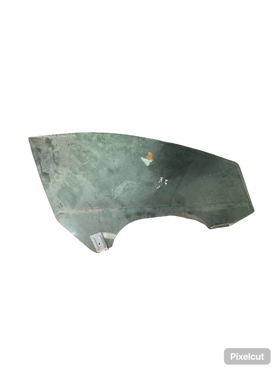 Geam portiera fata, patru usi dreapta VOLKSWAGEN PASSAT CC 357 2008 - 2012