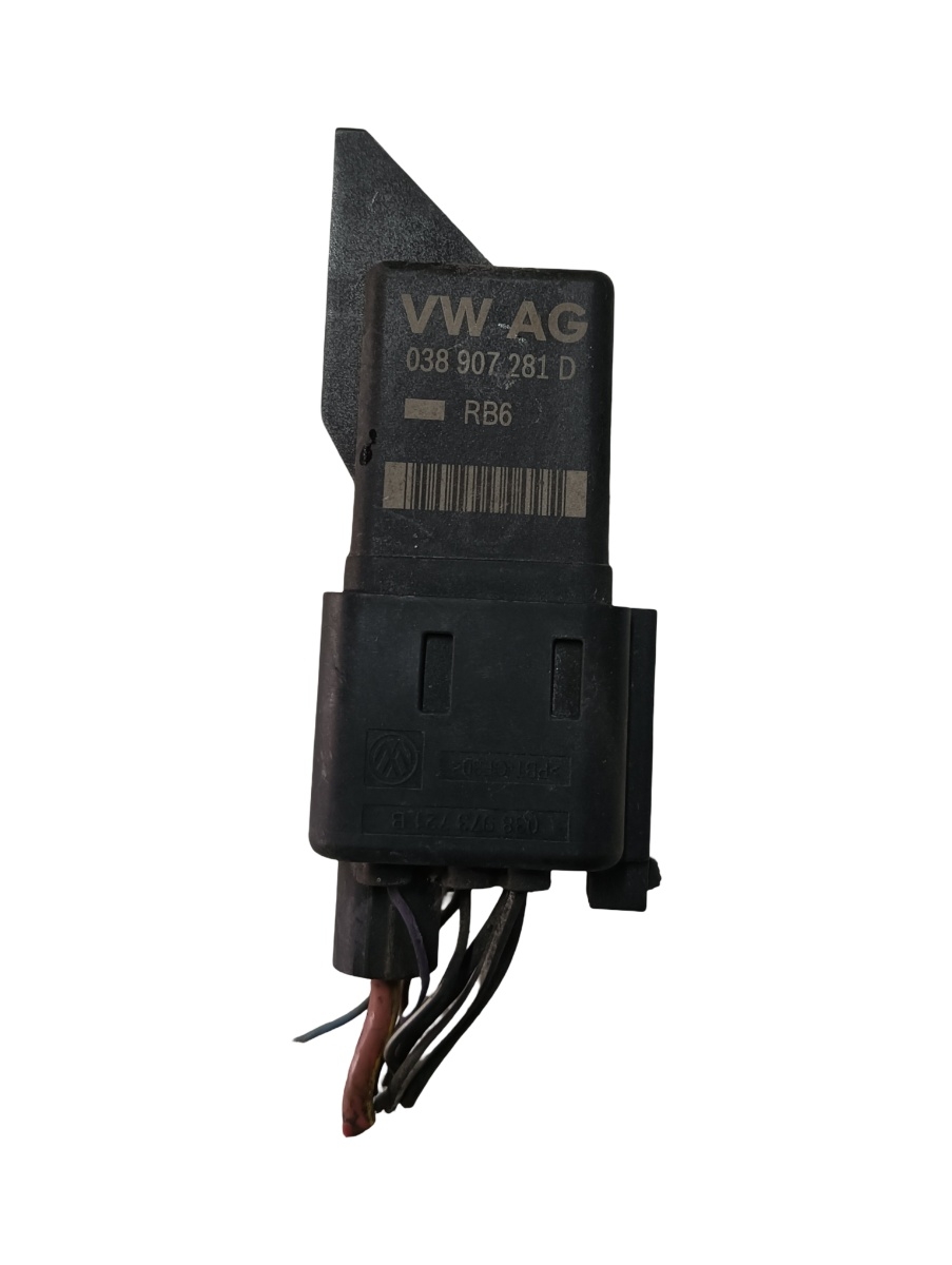 Releu preincalzire bujii incandescente SKODA SUPERB 3T4 2008 - 2015 VAG 0281003038 038907281d