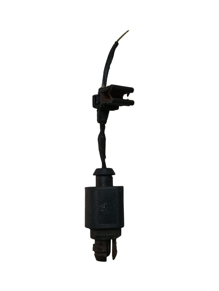 Senzor temperatura combustibil SKODA OCTAVIA 1U2 1996 - 2010 16V AXP, BCA VAG 1J0973735 1j0973702