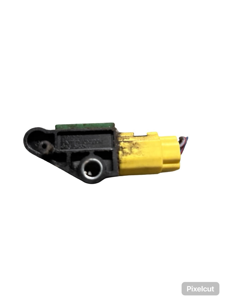 Senzor de impact airbag stanga spate VOLKSWAGEN PASSAT CC 357 2008 - 2012 2310160601