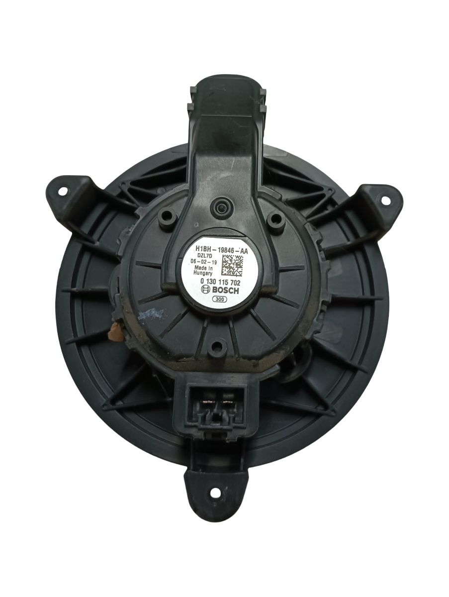 Ventilator aeroterma FORD FIESTA VII 2018 - >, FORD FIESTA VII 2017 - > EcoBoost YYJE BOSCH H1bh19846aa