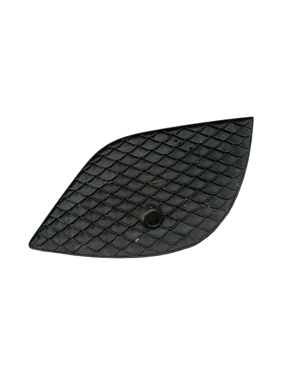 Grila/ornament lampa ceata fata MERCEDES-BENZ C-CLASS W205 2013 - > A2058856001